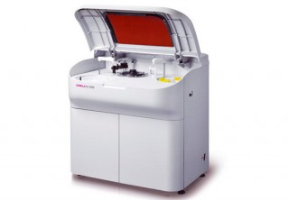 Биохимический анализатор Dirui CS-300B